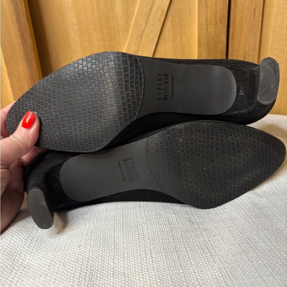 Stuart Weitzman Classic Black Suede Heels size8 - Picture 7 of 9